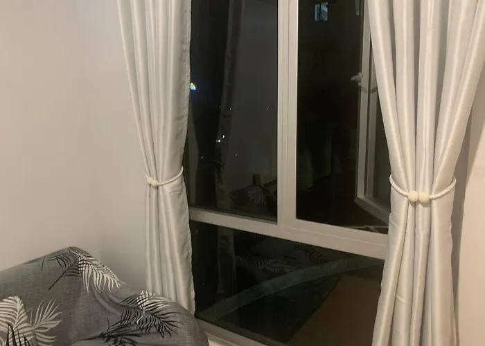 Minimalist 1 Bedroom In Alabang Near Molito And Atc With Wifi & Netflix M